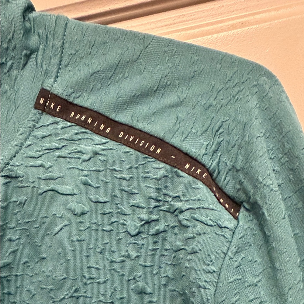 Nike Teal Dri-FIT Pullover - Picture 3 of 12